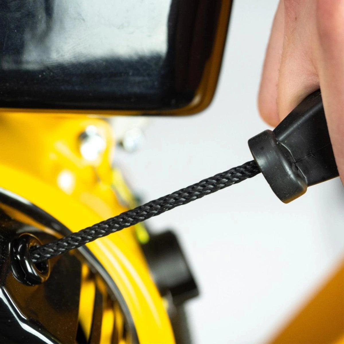 Rębak do gałęzi spalinowy JCB CH150120PEP24 15 KM – rozdrabniacze do gałęzi elektryczne