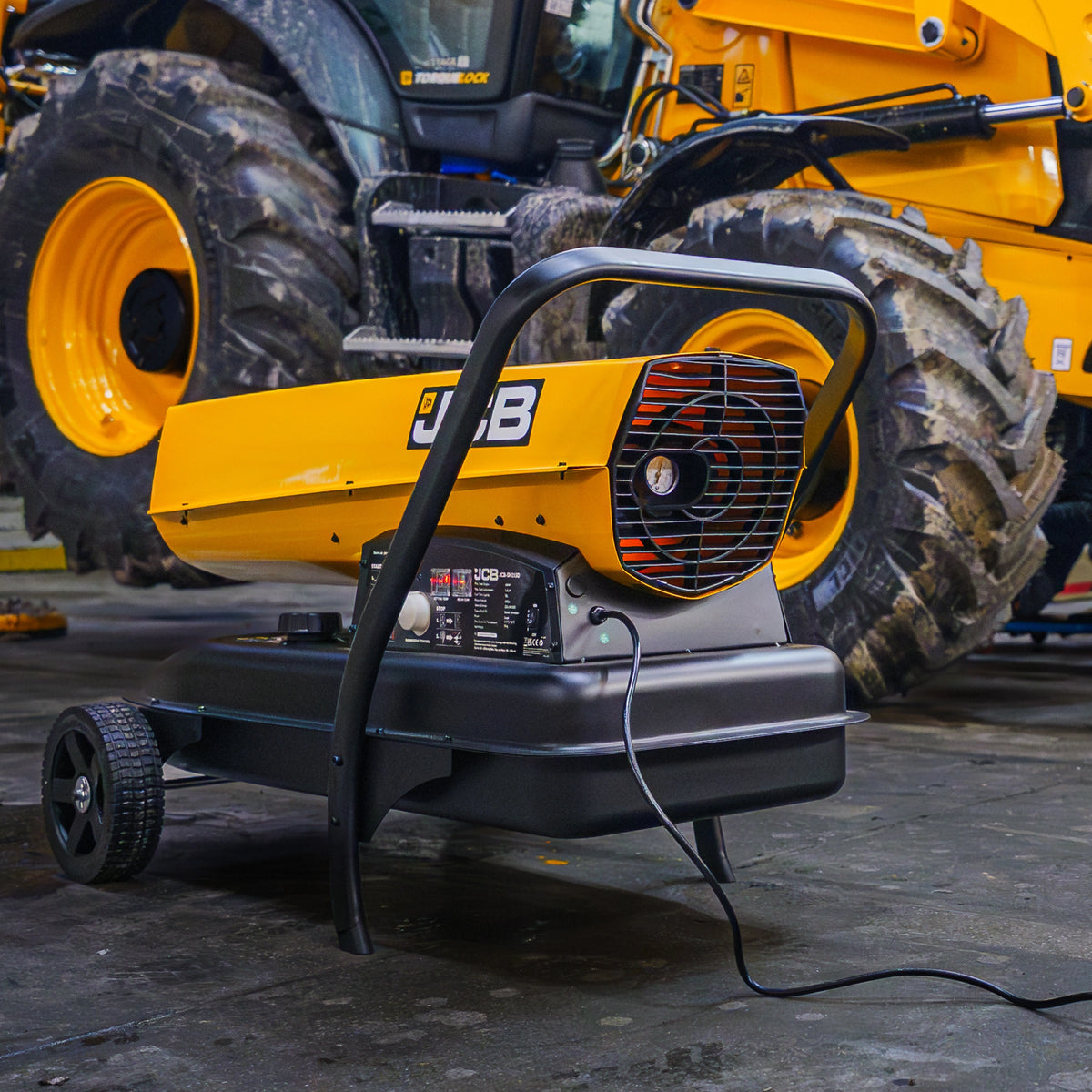 Nagrzewnica spalinowa JCB SH140DP24 37 kW – nagrzewnica na ropę