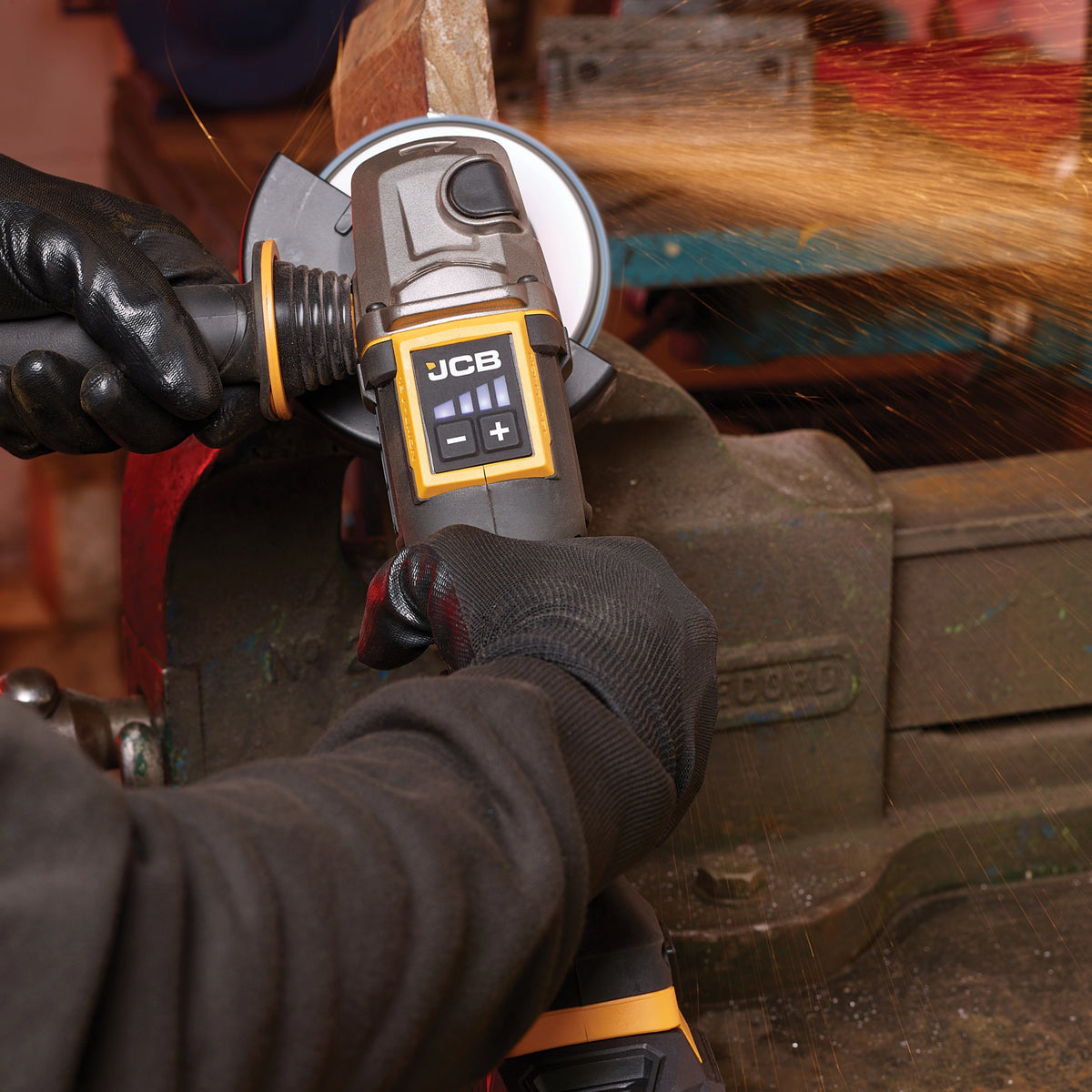 Zestaw wkrętarka i zakrętarka JCB 160Nm – zestaw narzędzi na akumulator